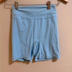 Light Blue Scrunch Back Athletic Shorts Seamless Style (Unknown Brand)